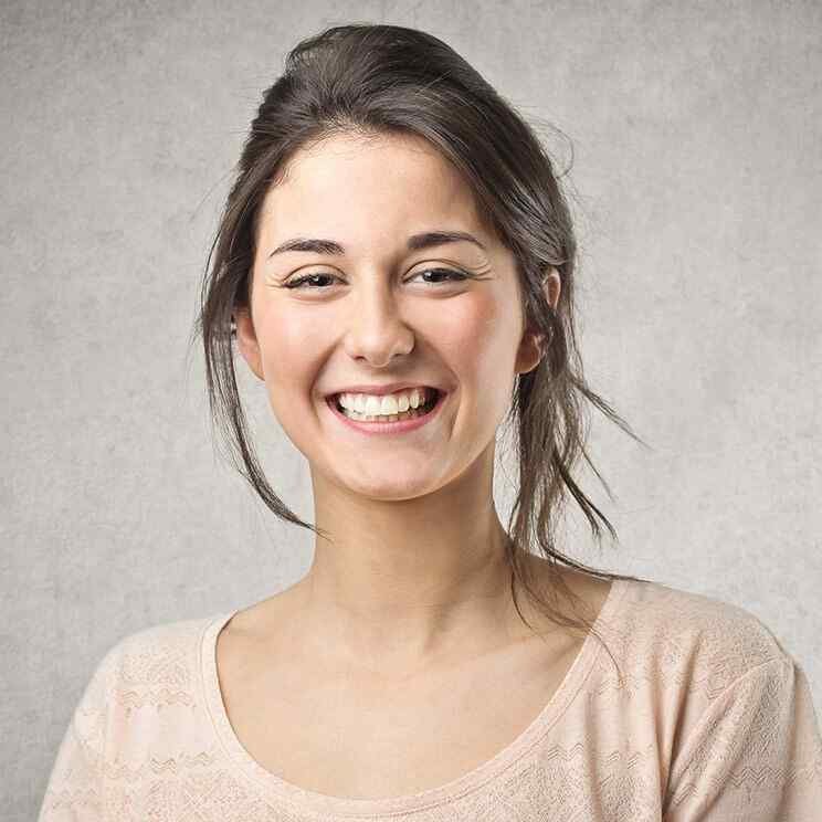 https://coachveena.com/wp-content/uploads/2018/01/img-testimonials-career-04.jpg